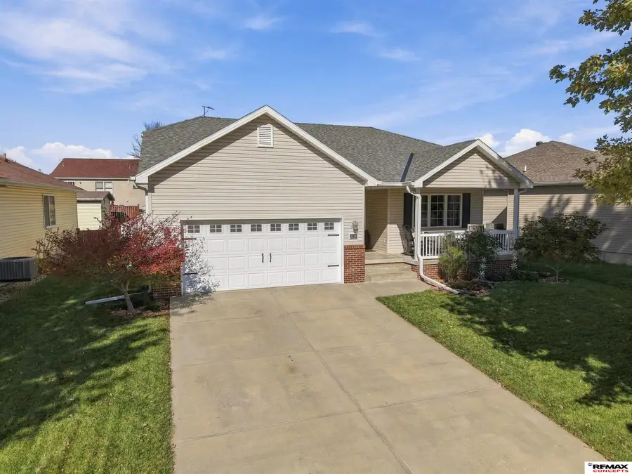 1738 Blackhawk Drive, Lincoln, NE 68521 - #3