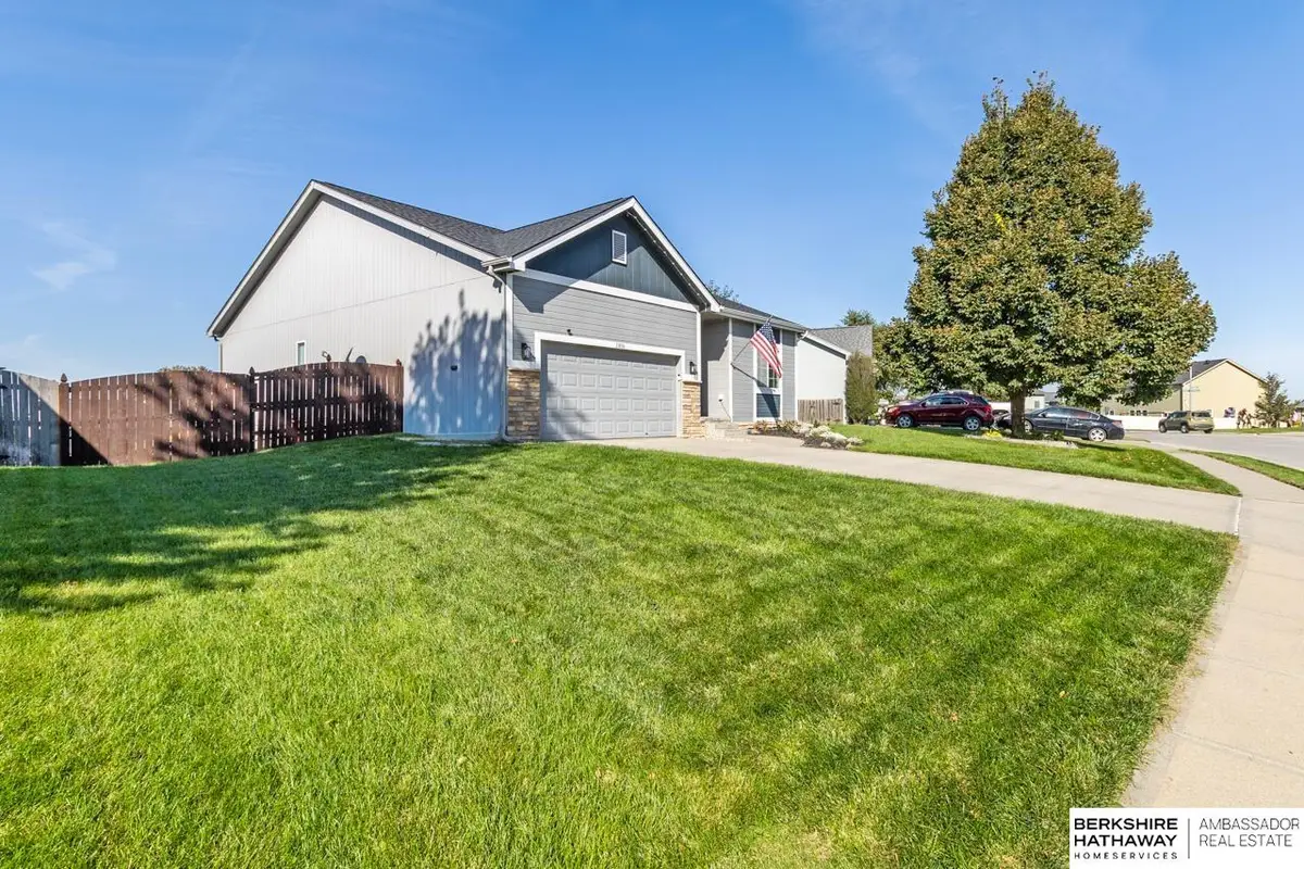 13806 Clearwater Drive, Papillion, NE 68133 - #1