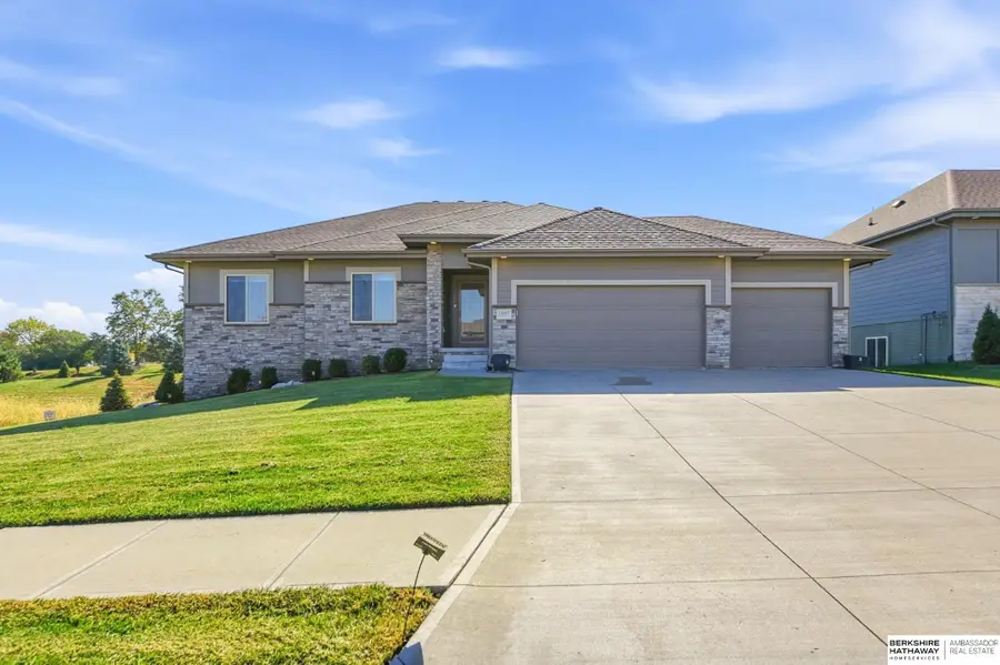 19905 Polk Street, Omaha, NE 68135 - #2