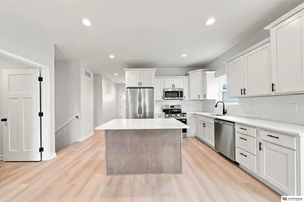 9615 S 87th Street, Lincoln, NE 68526