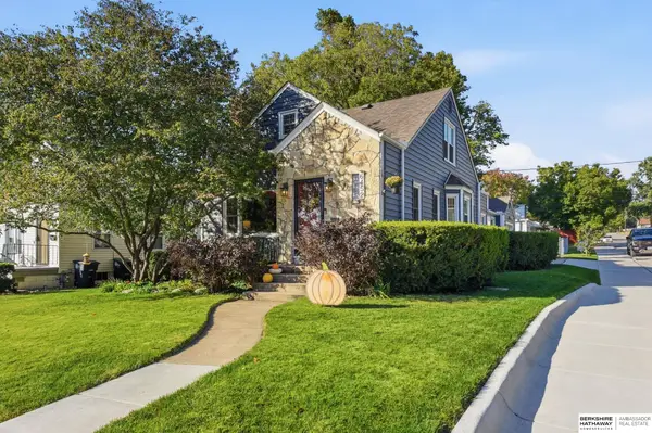 6452 William Street, Omaha, NE 68106