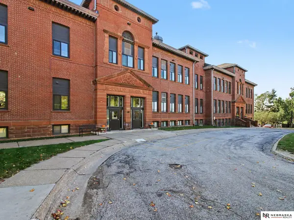 3401 Martha Street #4E, Omaha, NE 68105