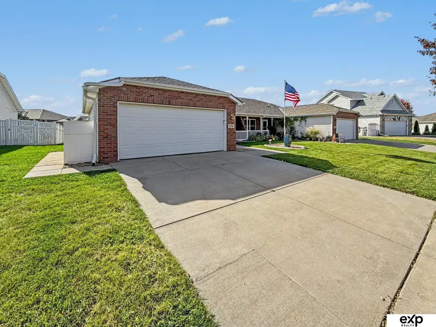 3208 Prairieview Drive, Lincoln, NE 68504 - #3
