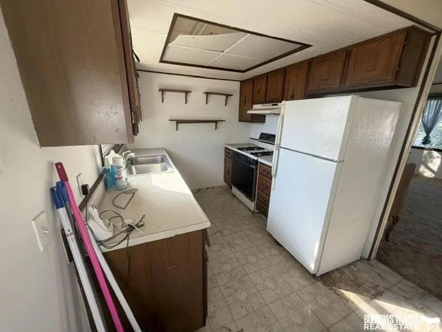 975 Jackson Street, Tecumseh, NE 68450 - #3