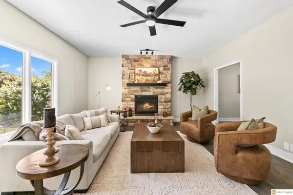 6123 S 178th Street, Omaha, NE 68135