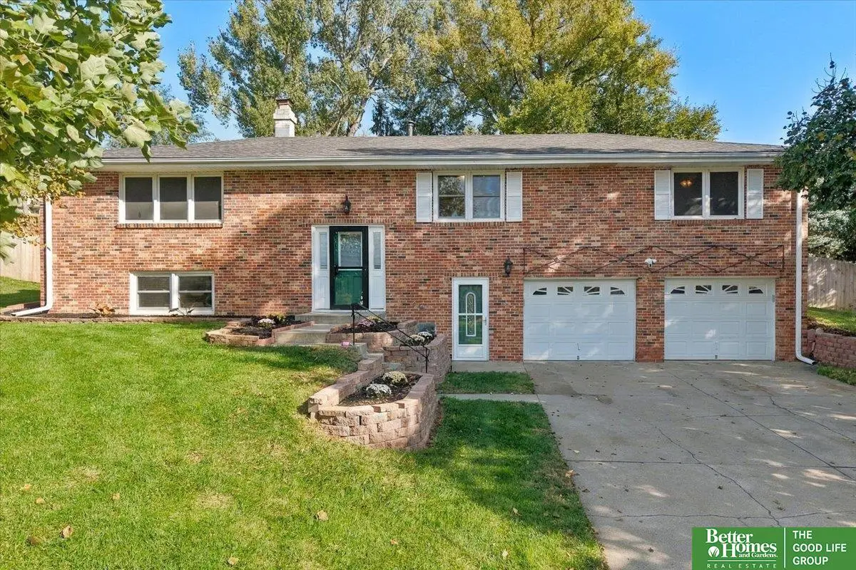 2023 N 104 Circle, Omaha, NE 68134 - #1