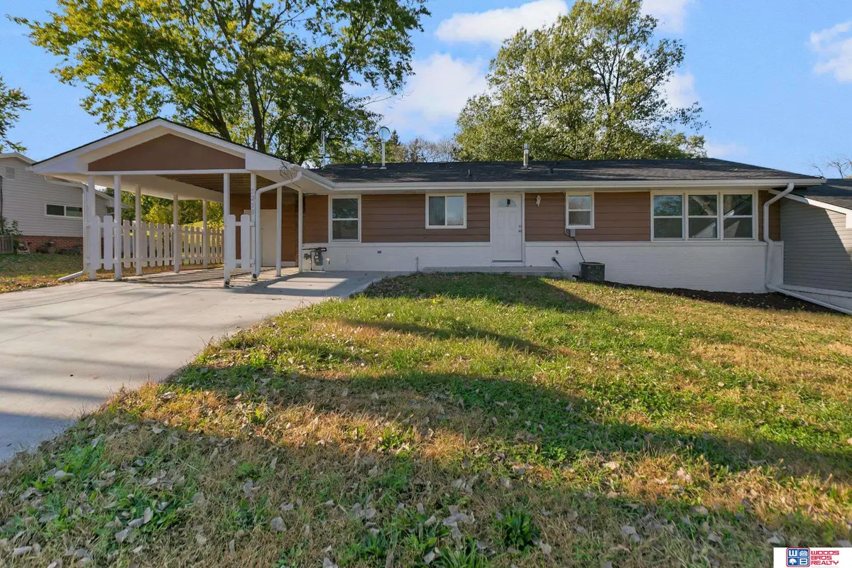 5230 W Benton Street, Lincoln, NE 68524 - #1