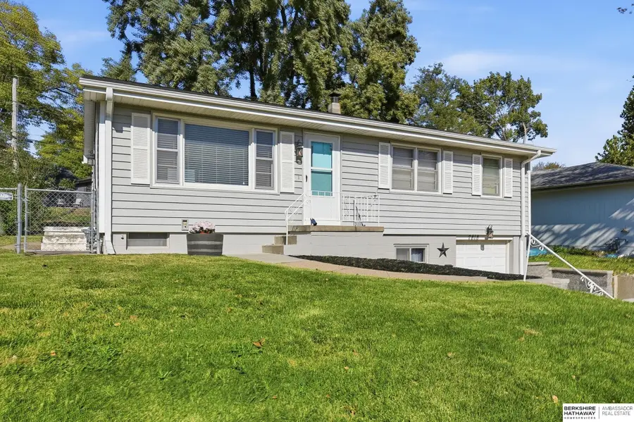 7818 Ontario Street, Omaha, NE 68124 - #3