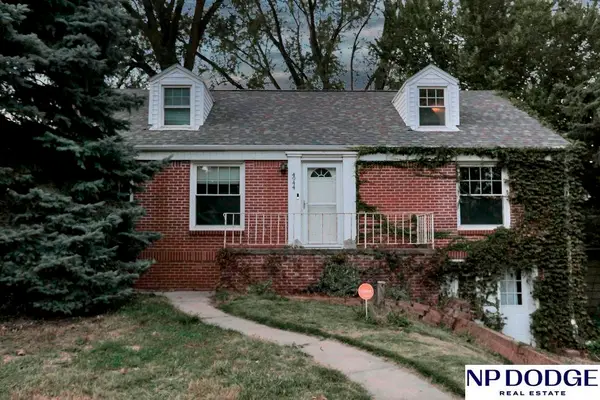 4944 Emmet Street, Omaha, NE 68104