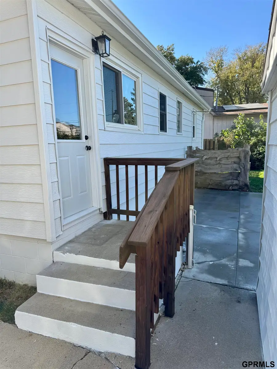 9014 Westridge Drive, Omaha, NE 68124 - #3