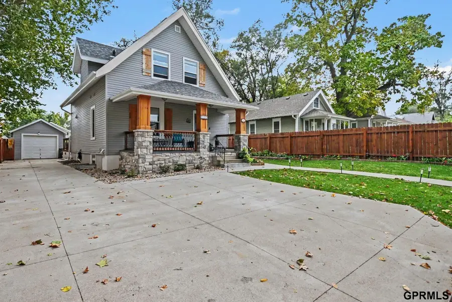 3163 Fowler Avenue, Omaha, NE 68111 - #3