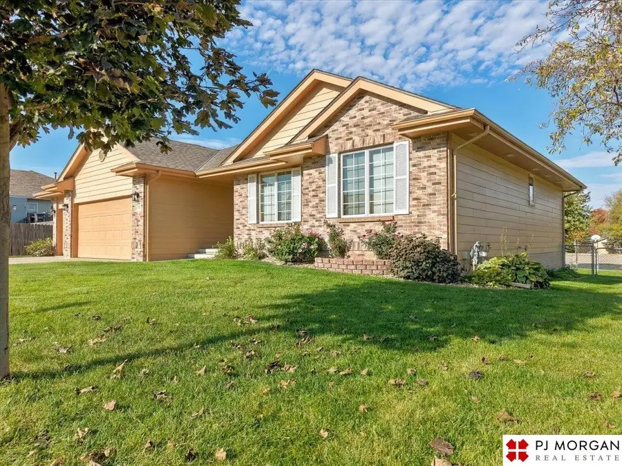 21928 Plum Creek Drive, Gretna, NE 68028 - #2