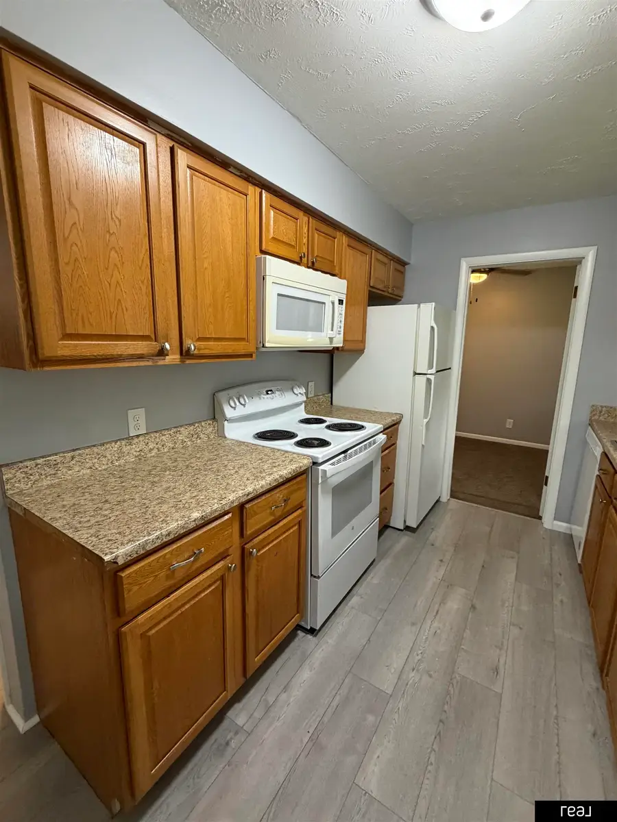 1520 N 84 Street, Omaha, NE 68114 - #2