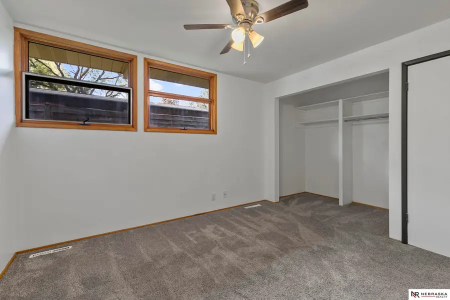 6010 Sunrise Road, Lincoln, NE 68510 - #2