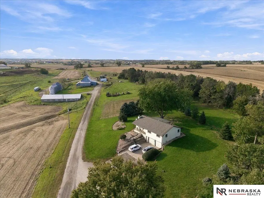 18315 Dutch Hall Road, Bennington, NE 68007 - #2