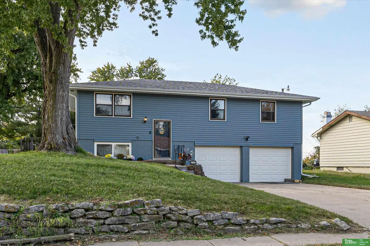 8121 Corby Street, Omaha, NE 68134 - #1