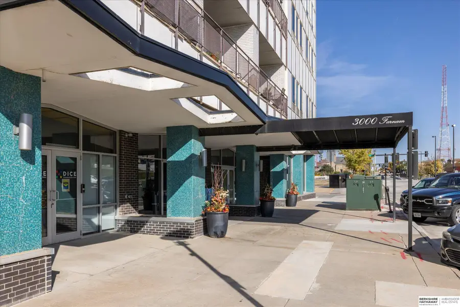 3000 Farnam Street #S4A/S4R, Omaha, NE 68131 - #2
