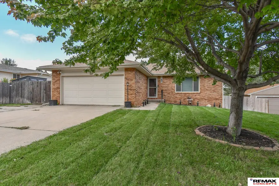 5214 English Drive, Lincoln, NE 68516 - #2