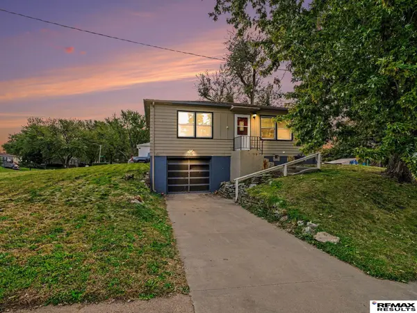 2201 Lillian Street, Bellevue, NE 68147