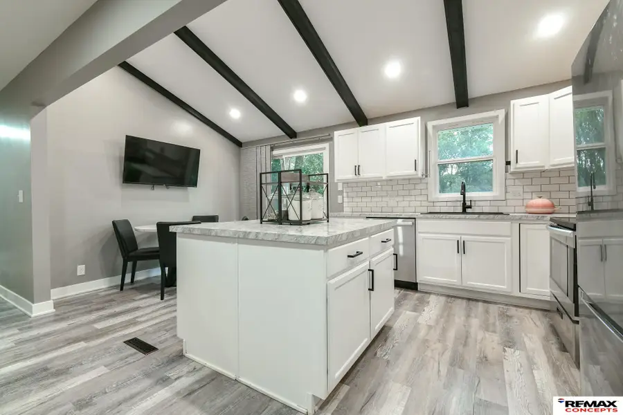 5616 Dogwood Drive, Lincoln, NE 68516 - #3