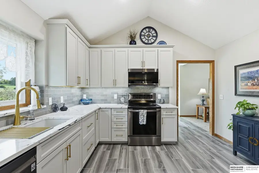4208 County Road 33, Blair, NE 68008 - #2