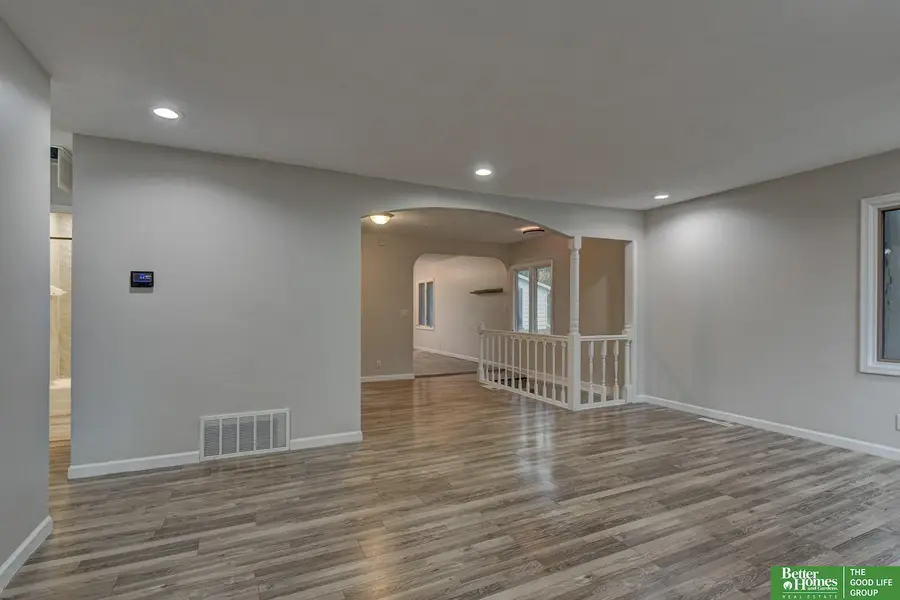 7525 Edward Avenue, La Vista, NE 68128 - #2