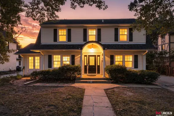 1201 N 37 Street, Lincoln, NE 68503