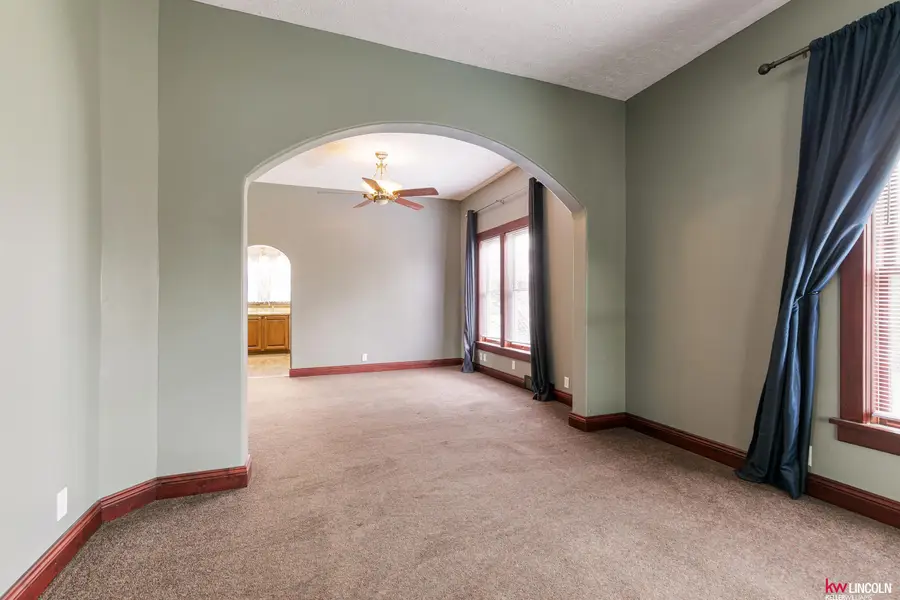 1306 Knox Street, Lincoln, NE 68521 - #3