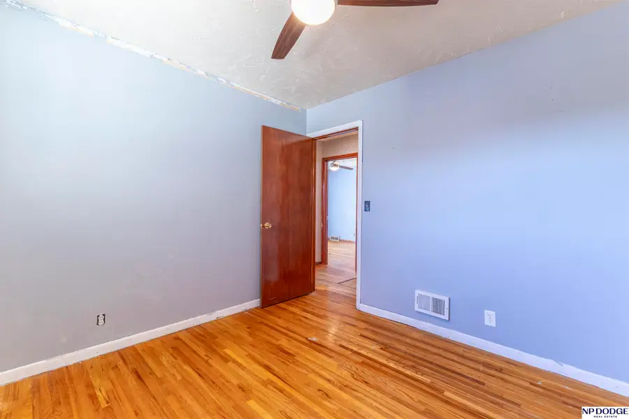 3329 Willow Street, Bellevue, NE 68147 - #3