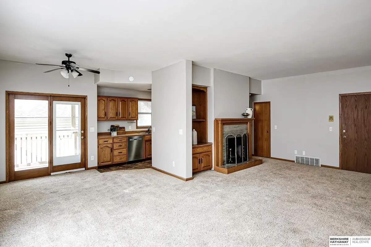 216 N 32nd Avenue, Omaha, NE 68131 - #1