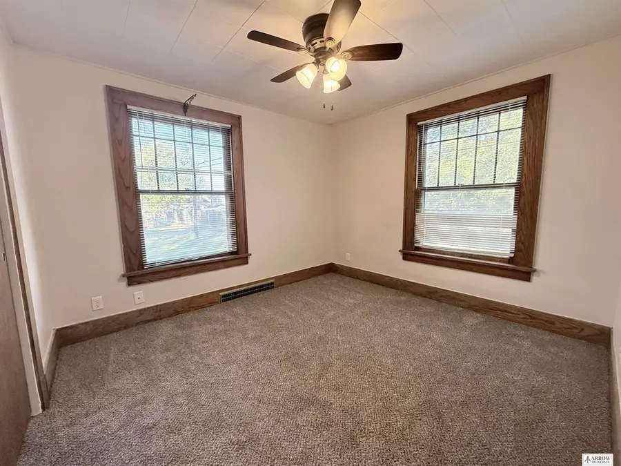 415 N 32nd Street, Lincoln, NE 68503 - #2