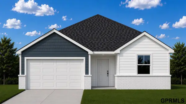 13317 S 66th Avenue, Papillion, NE 68133