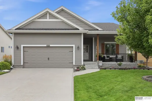 7330 N 167th Avenue, Bennington, NE 68007