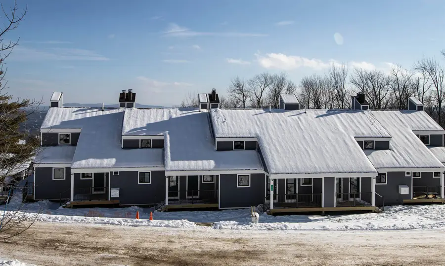 145 Okemo Trailside Extension #23C, upper, Ludlow, VT 05149 - Image #2