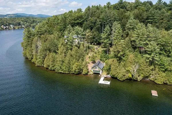 279 Shoreline Drive, Barnet, VT 05821