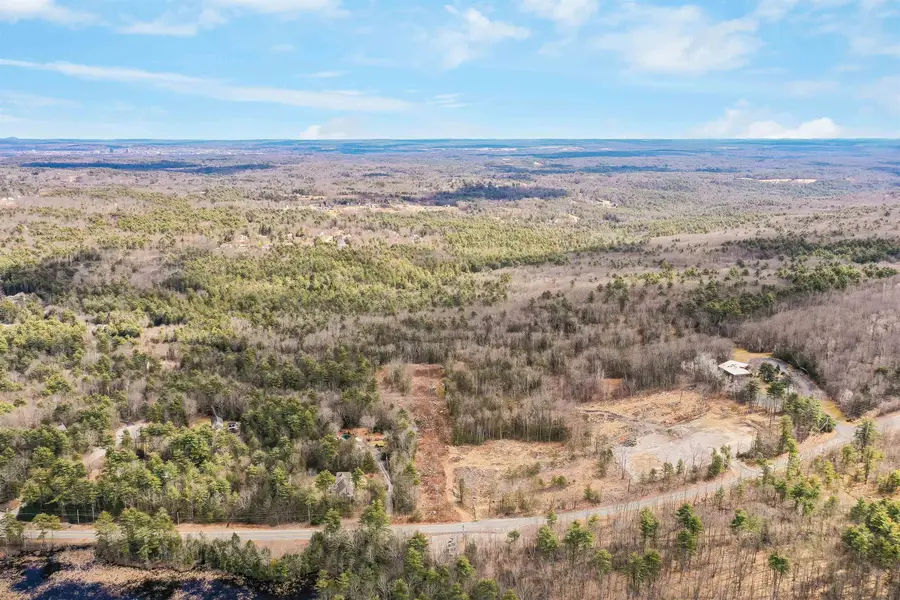 32-4 Chestnut Hill Road, New Boston, NH 03070 - Image #2