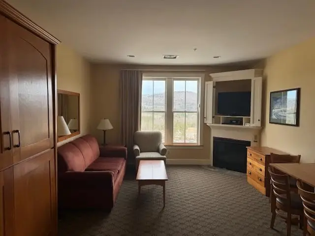 434 Qtr. I Jackson Gore Inn, Ludlow, VT 05149 - Image #3