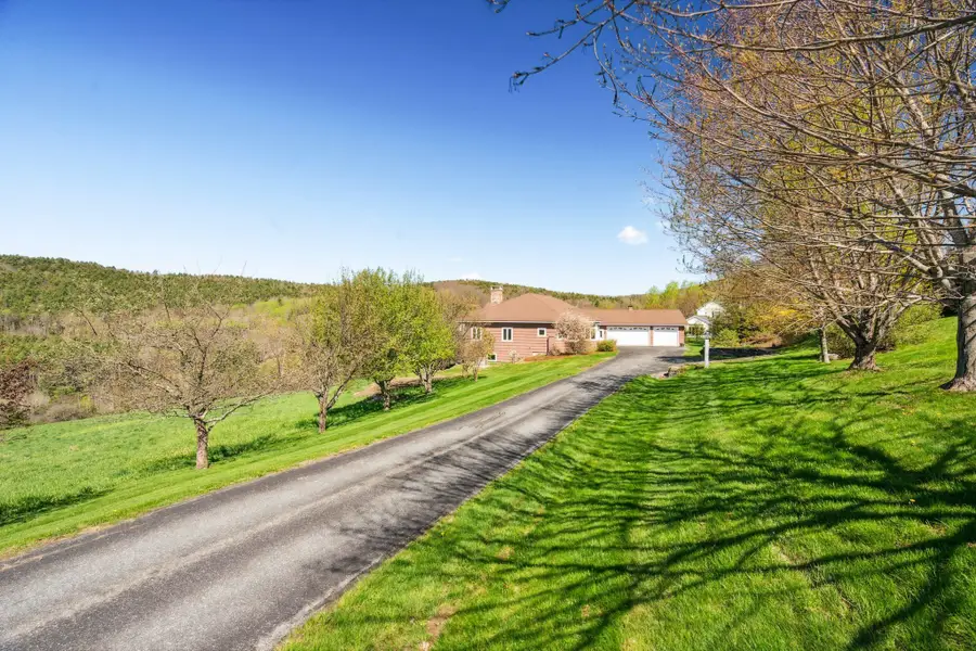 31 Eagle Ridge, Lebanon, NH 03766 - Image #3