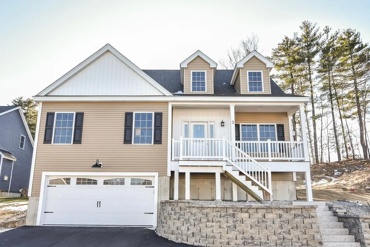 3 Bent Grass Circle #34, Kingston, NH 03848 - Image #1