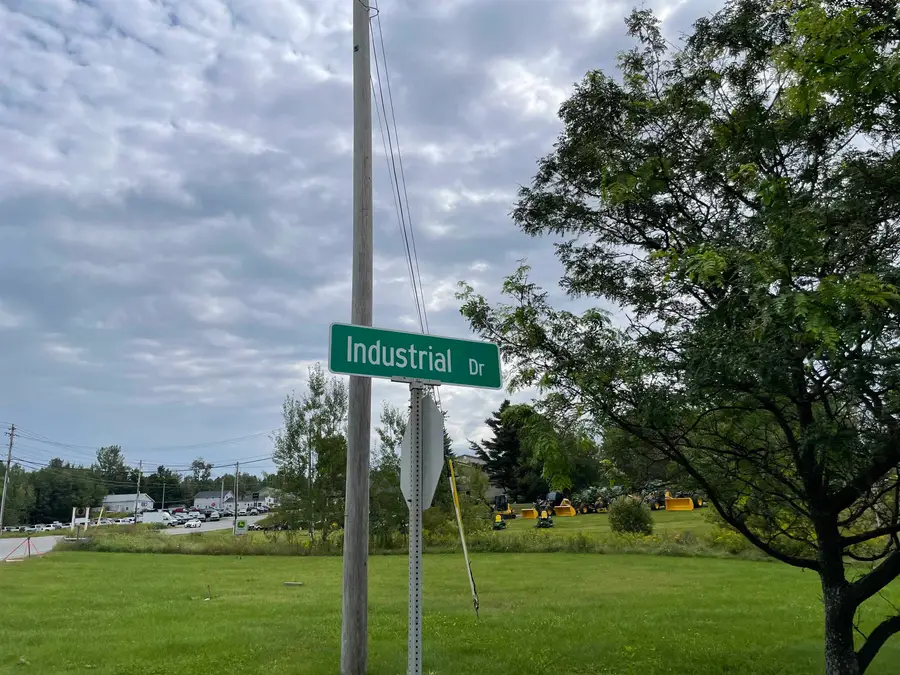 11 Industrial Drive, Newport, VT 05855 - Image #2