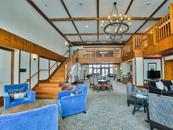 7412 Mountain Road #04-61, 502, Stowe, VT 05672