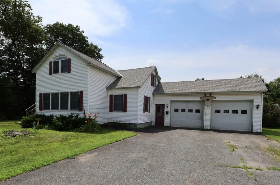 55 Horseshoe Avenue, Wilder, VT 05001 - Image #2