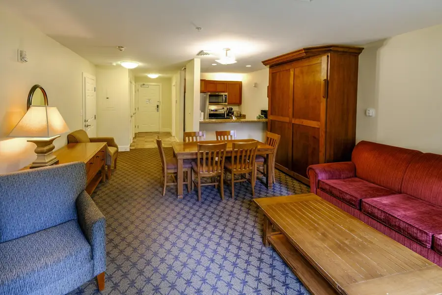 517/519 QIII Jackson Gore Adams House, Ludlow, VT 05149 - Image #2