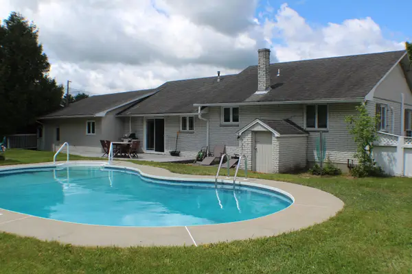 6 Pinecrest Avenue, Berlin, NH 03570