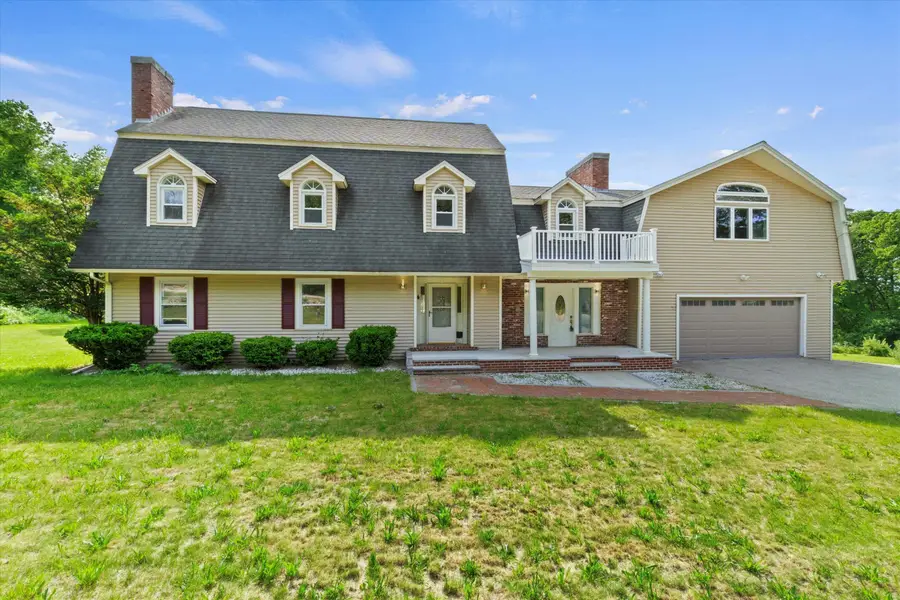 4 Hilltop Drive, Hudson, NH 03051 - Image #2