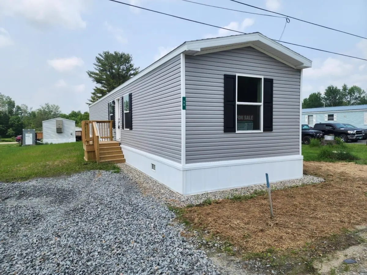 32 Oak Lane, Springfield, VT 05156 - Image #1