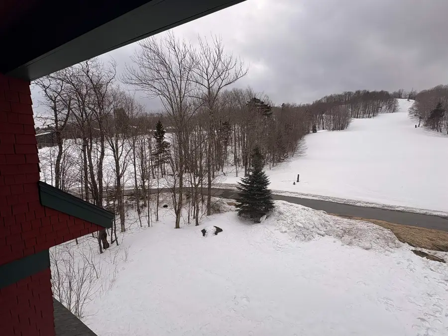 309 Qtr.3, 89 Grand Summit Way, Dover, VT 05356 - Image #3