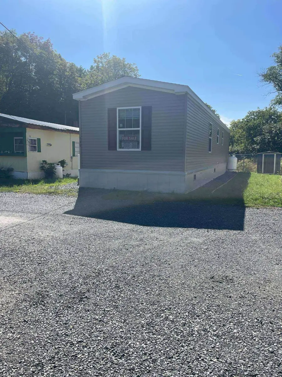 139 Oak Street, Saint Johnsbury, VT 05819 - Image #2