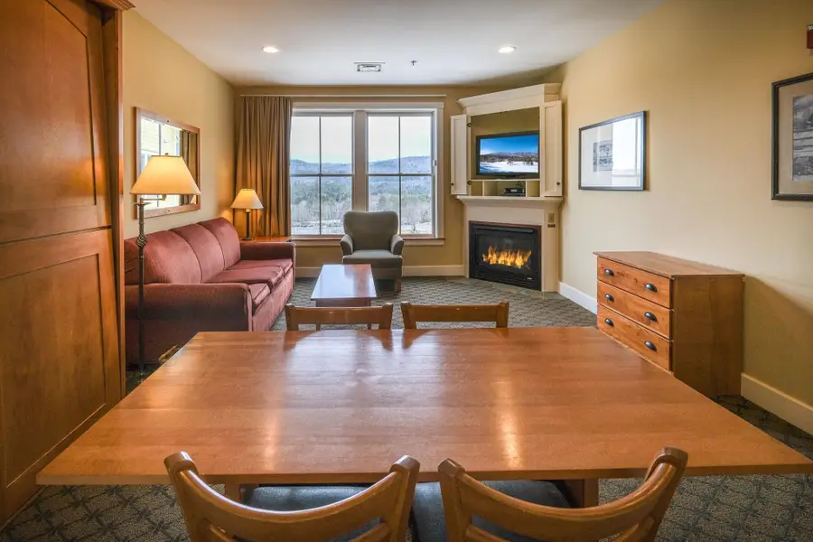 456 QIV Jackson Gore Inn, Ludlow, VT 05149 - Image #3