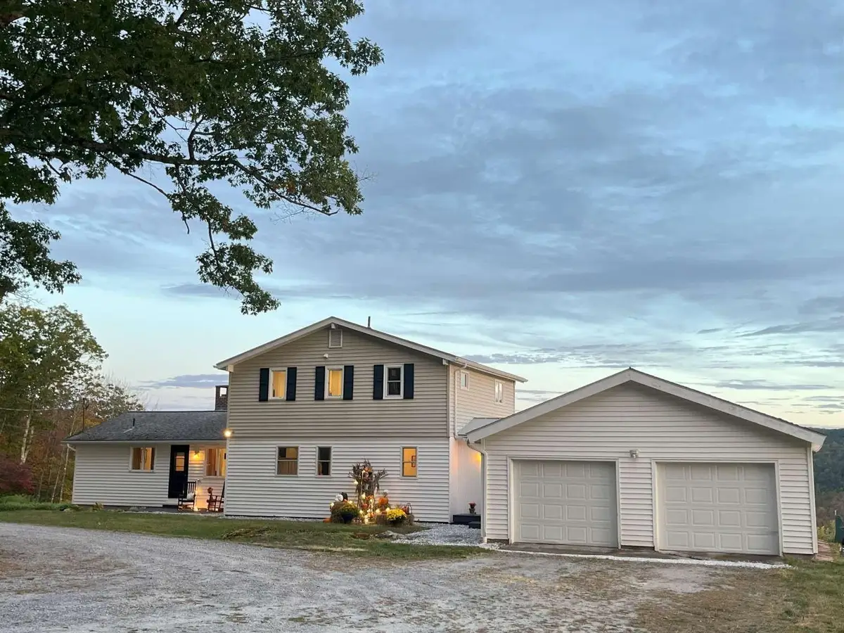 996 Lincoln Hill Road, Shrewsbury, VT 05738 - Image #1